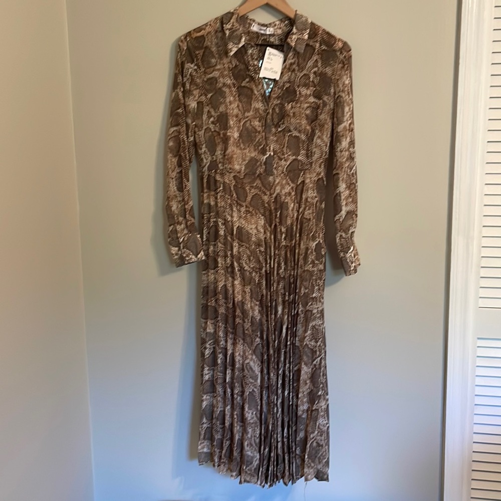 Women’s MNG Mango Snake print Dress Size 2 NWT
